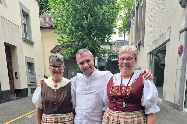 Private Day Trip from Lucerne to Bern, Thun & Schloss Oberhofen