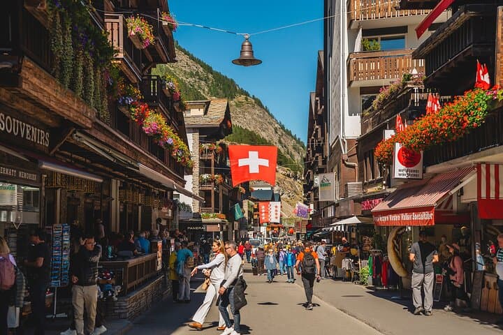 From Zurich: 7-Day Best of Switzerland Small-Group Tour