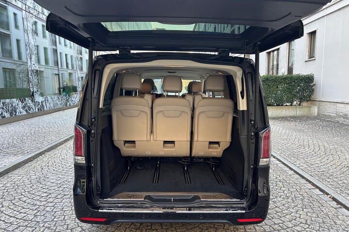 Private One Way Transfer from Zurich Airport to Lech am Arlberg