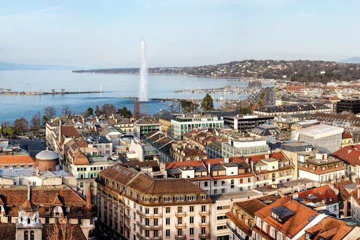 TOP Geneva : Private Guided Tour with your mobile