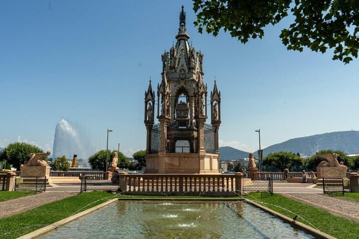 TOP Geneva : Private Guided Tour with your mobile