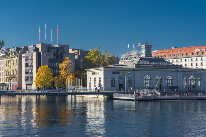 TOP Geneva : Private Guided Tour with your mobile