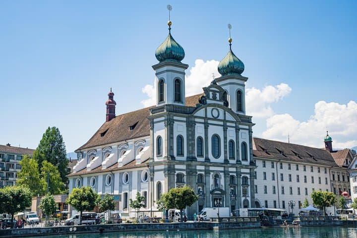 Lucerne in Two Hours: A Timeless Old Town Walk