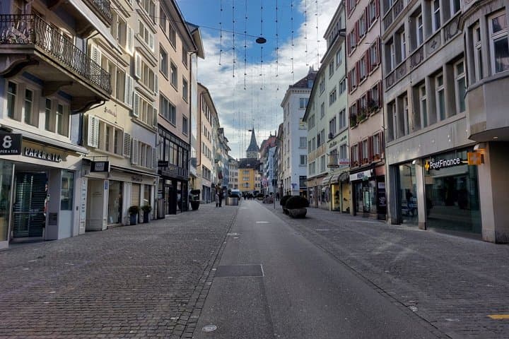 Rennweg - charming boutiques and medieval charm