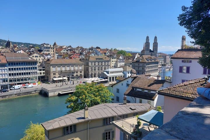 Lindenhof - panoramic views over the city