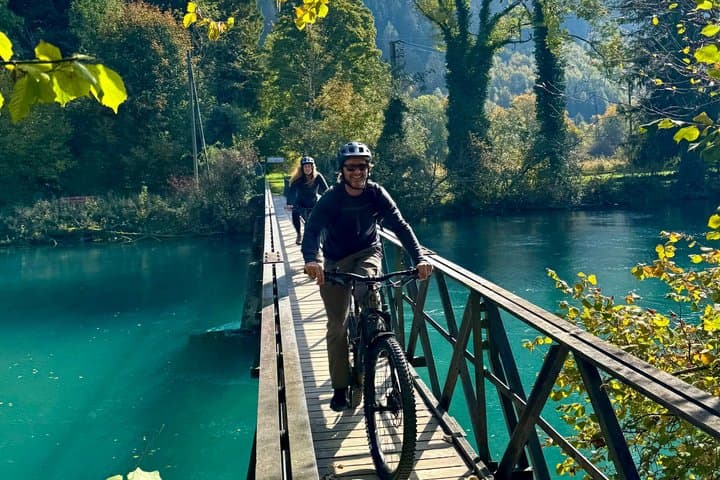 Discover Interlaken E-Bike Tour – Lakes Ruins and Scenic Views
