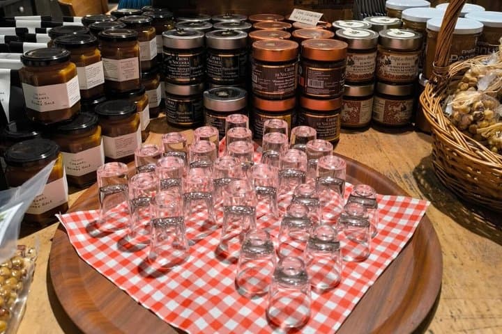 Taste Zurich – A Full Food Tour of Swiss Flavors by Do Eat Better