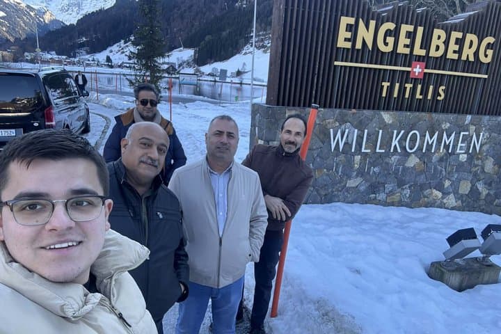Private Day Trip from Zurich to Heidi Village and Walensee