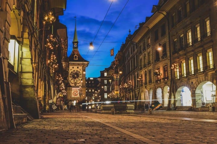 Discover Bern: Legends, Fountains & Medieval Stories