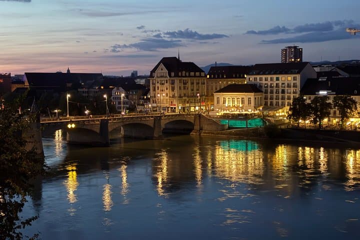Basel's Historical Old Town Tour (Night)