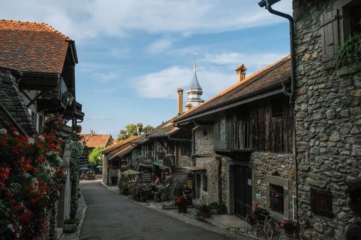 Geneva to Alpine Fairytales Yvoire and Annecy