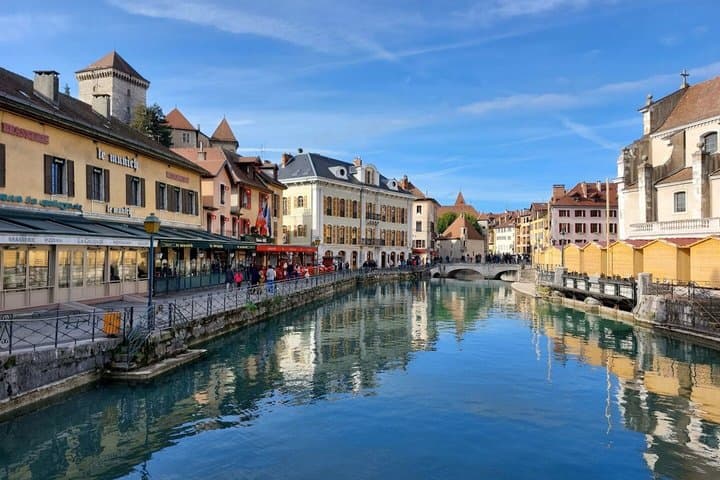 Geneva to Alpine Fairytales Yvoire and Annecy