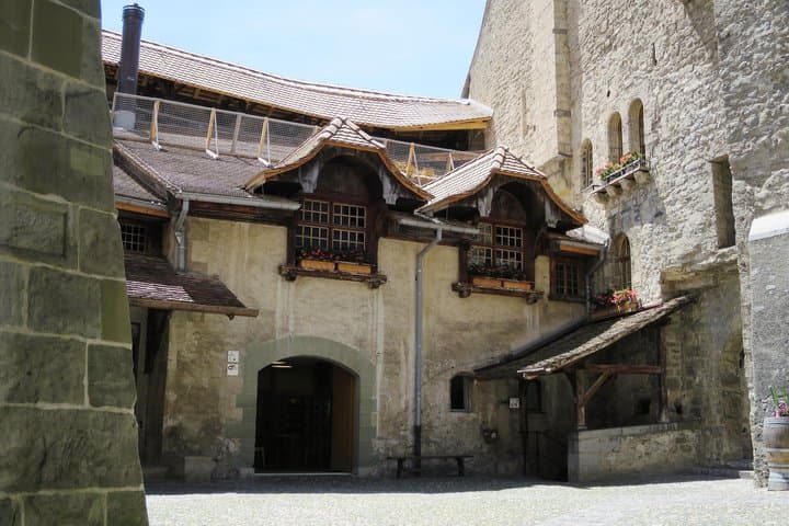 Chillon Castle and Lake Geneva: A Journey Through Swiss History