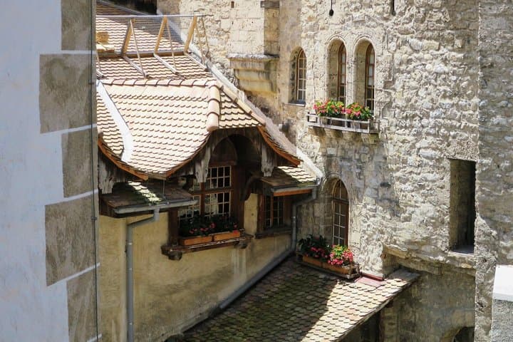 Chillon Castle and Lake Geneva: A Journey Through Swiss History