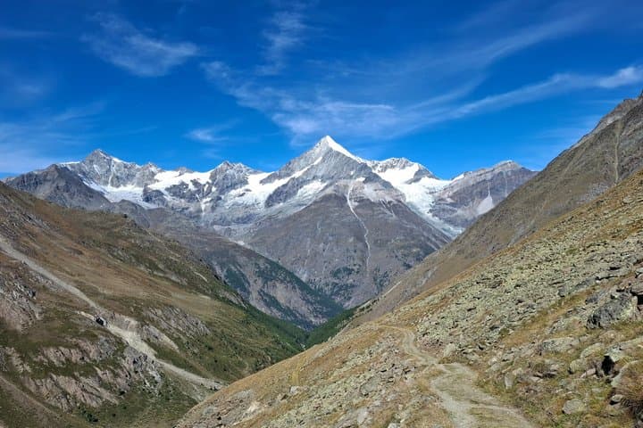 4 Day Saas Fee and Zermatt Guided Hike with Alpine Hut Stay