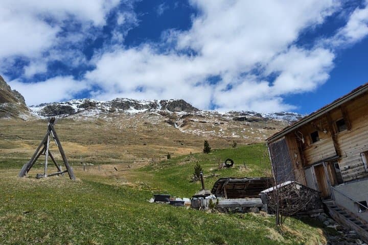 Day Trip to Juf Europe’s Highest Permanently Inhabited Village