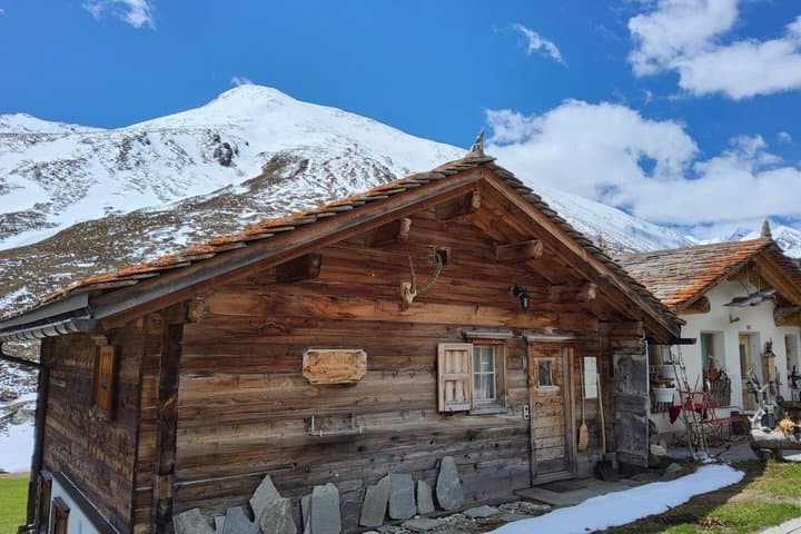 Day Trip to Juf Europe’s Highest Permanently Inhabited Village