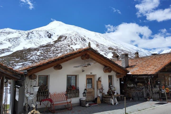 Day Trip to Juf Europe’s Highest Permanently Inhabited Village