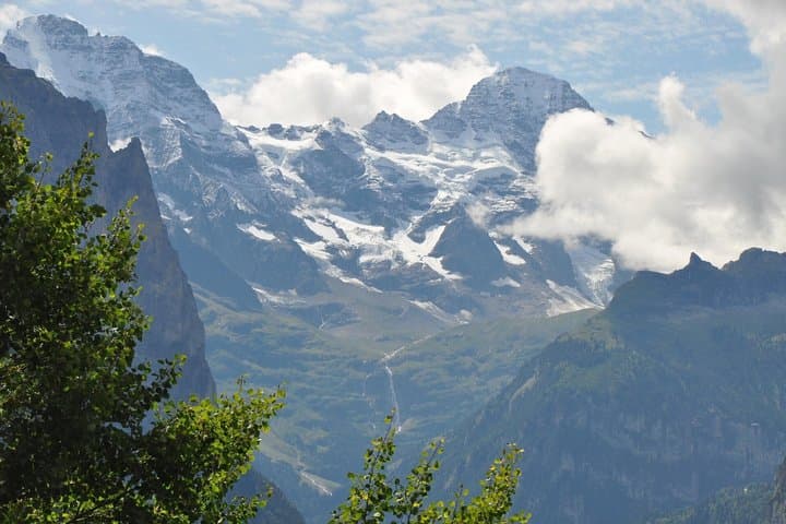 From Interlaken: Private Tour Jungfraujoch and Lauterbrunnen