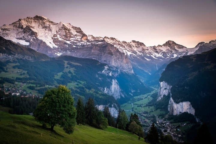 Private Bernese Oberland Tour: Grindelwald & Lauterbrunnen