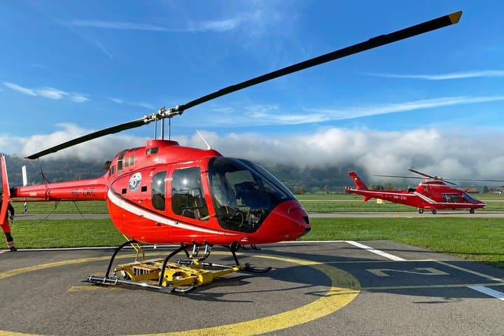 Helicopter flight with a stop at Villa Honegg for lunch