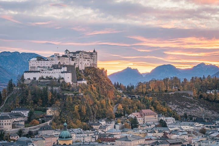 Private Transfer from Zurich to Salzburg with Dachau Stop