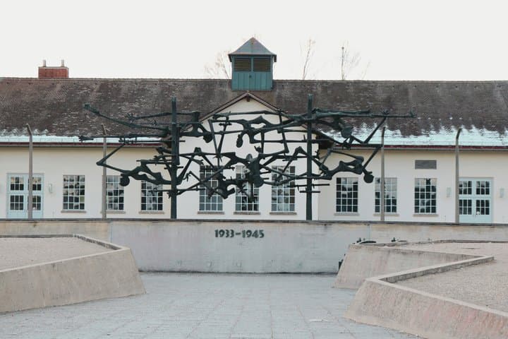 Private Transfer from Zurich to Salzburg with Dachau Stop