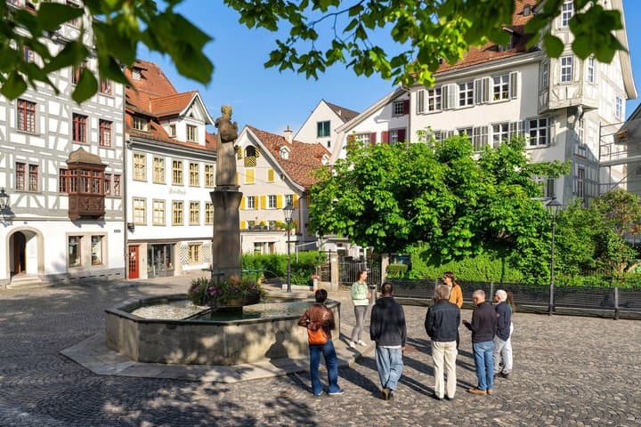 Old Town Tour with Cathedral and Collegiate Library