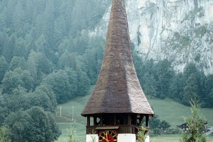 Interlaken: Full Guided Private Tour Grindelwald & Lauterbrunnen