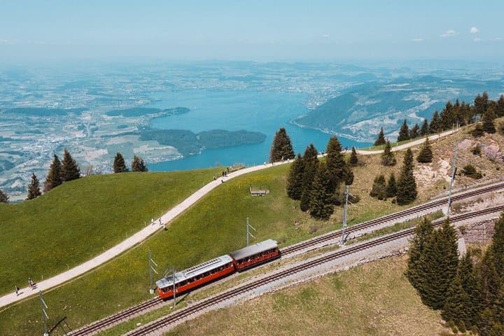 Mount Rigi Day Pass with Cogwheel Train and Cable Car