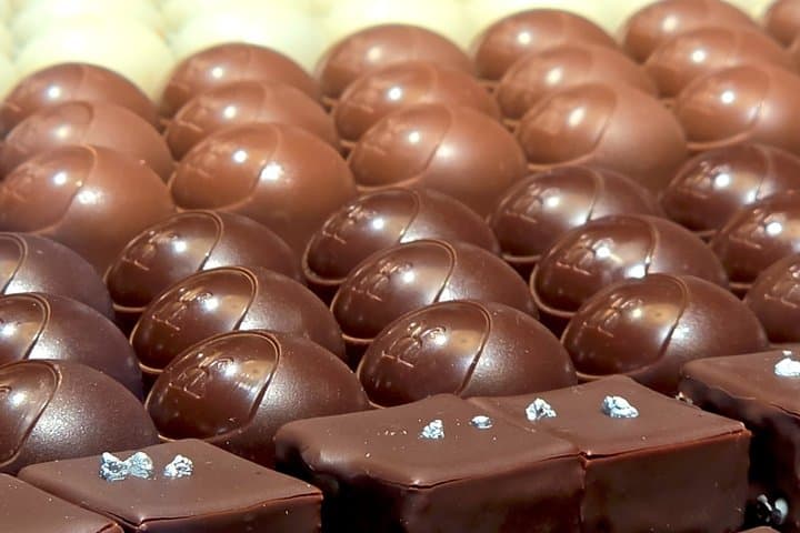 Lucerne Highlights & Swiss Chocolate Delights with Seasonal Treat