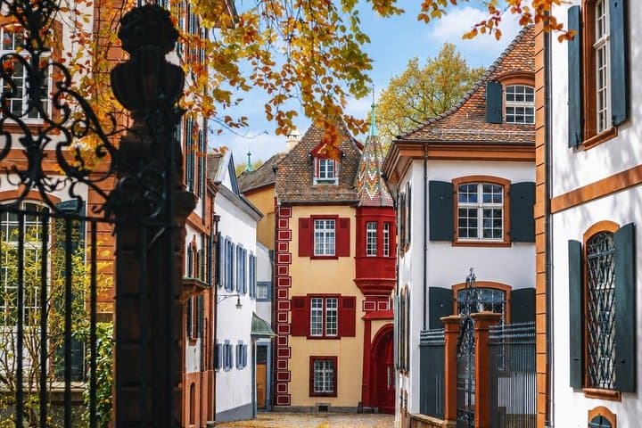 Self-guided podcast tour Basel: The Alchemist's Bet