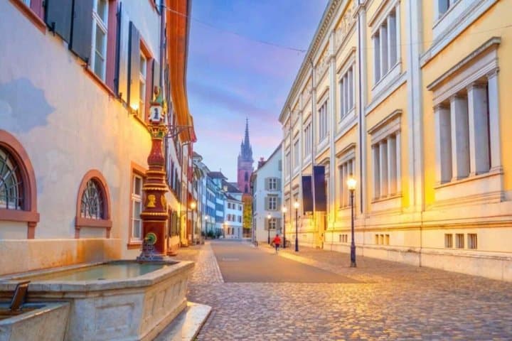 Basel Historical Old Town Tour