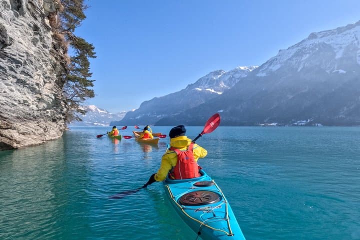 Winter Kayak Tour of the Turquoise Lake Brienz