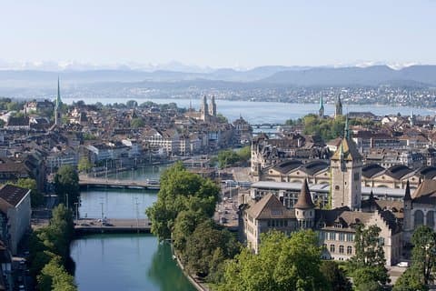 Zurich City Tour with Audio Commentary