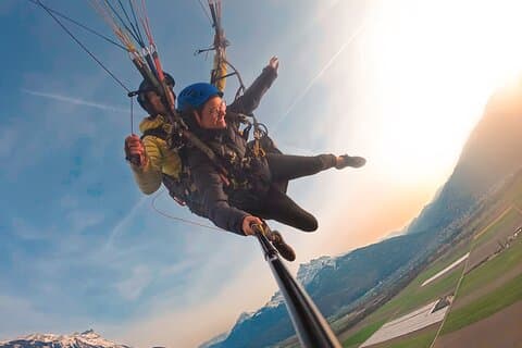 Paragliding discovery flight in Villars sur Ollon