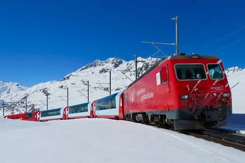 Glacier Express Panoramic Train Round Trip from Luzern