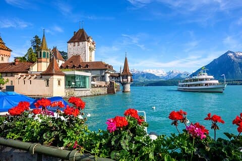 Attraction Ticket:Unlimited Boat Pass for Lake Thun & Lake Brienz