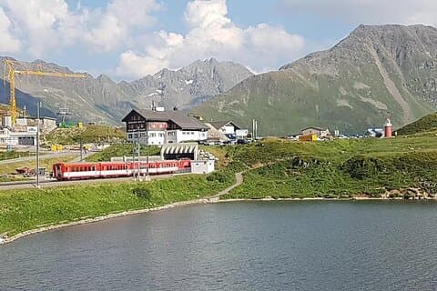 Full-Day Private Tour in Bernese Oberland