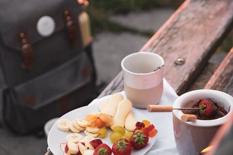 Chocolate fondue picnic on the Rigi