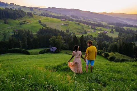 Experience Swiss Countryside on Private Tour by Car from Lucerne