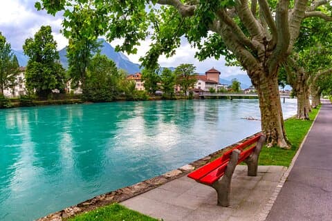 Zurich Airport ZRH to Grindelwald Private Transfer Service.