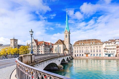 Zurich Old Town and Jewish Heritage Walking Tour