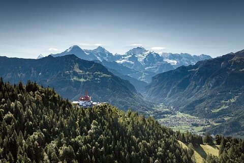 Interlaken Lakes and Peaks with Optional Activities from Zurich