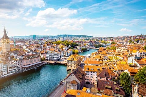 Private transfer from Basel to Zurich with 3h Sightseeing Stops