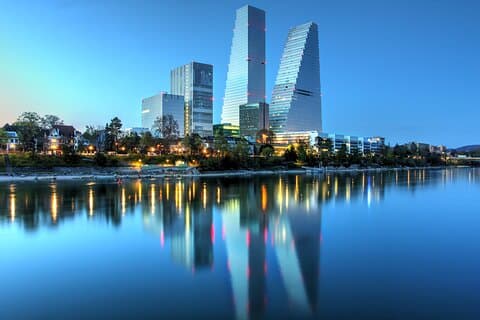 Private Transfer From Zurich to Basel, 2h Sightseeing Stop