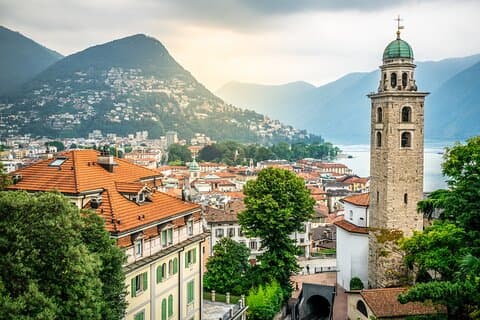 Private Transfer from Zurich to Lugano with 2h Sightseeing Stop