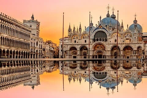 Private Direct Transfer From Zurich to Venice, English Speaking Driver