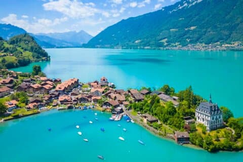 Private Bernese Oberland Alps Tour and Alpine Villages