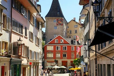 Zurich Einstein Quest: Self-Guided Family Walk